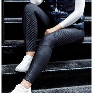 SPANX Faux Leather Moto Leggings black size Large